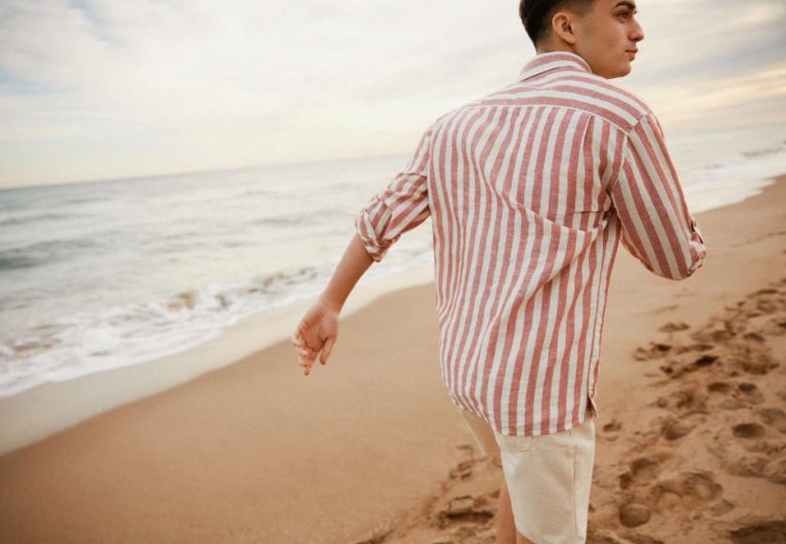 Icon x Pedri González, la nueva línea de ropa de Springfield que cuida el medio ambiente