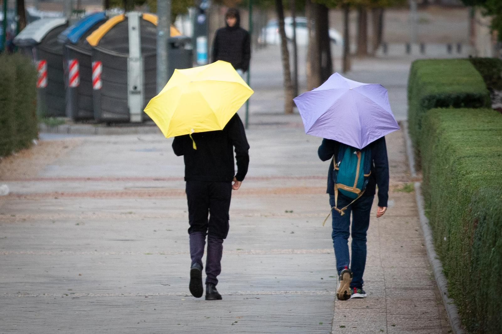 Una nueva borrasca con nubosidad abundante, vientos fuertes y precipitaciones llega a Granada