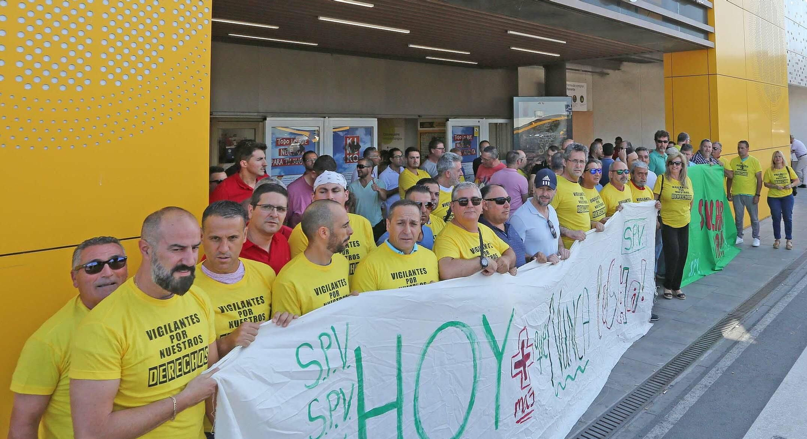 Imagen de la concentración de protesta que los trabajadores protagonizaron el pasado martes en Jerez.