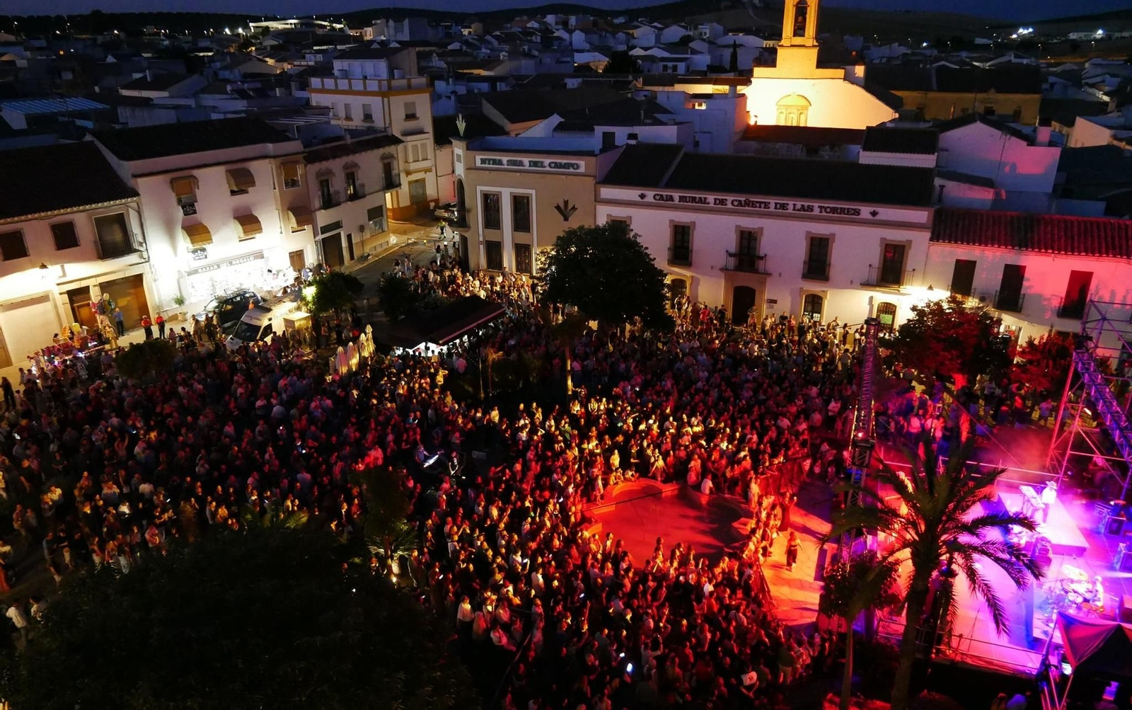 El festival Cañeteando de Cañete de las Torres, en imágenes