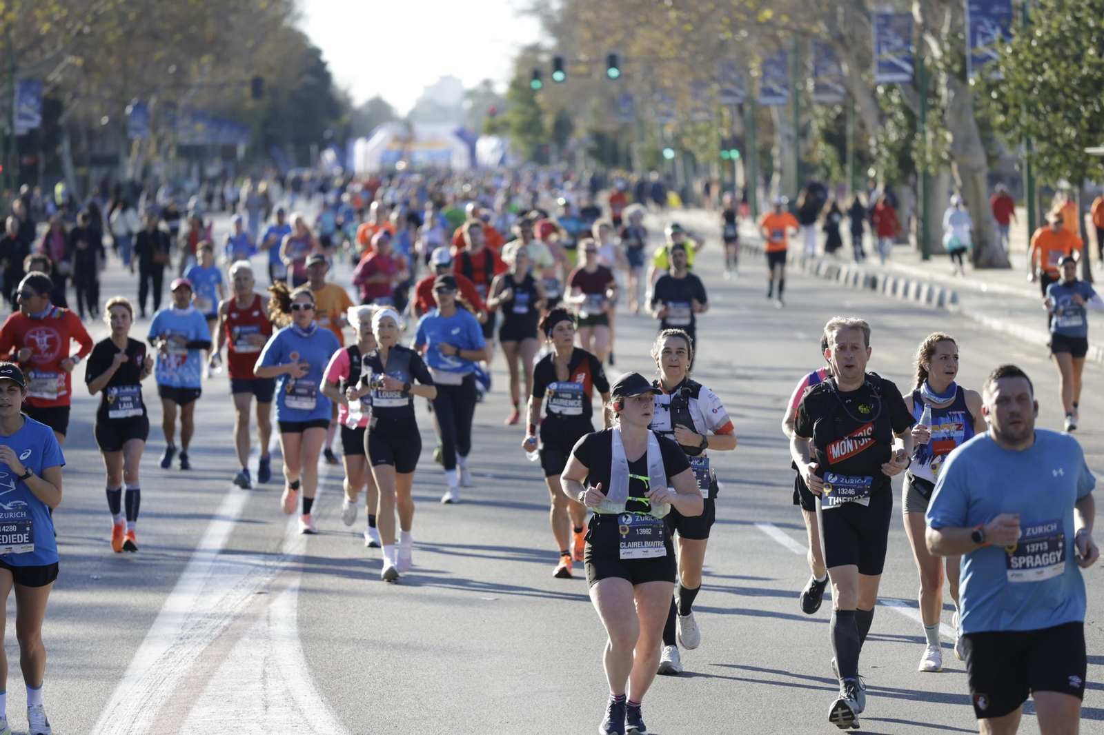 Búscate en el Zurich Maratón de Sevilla 2025