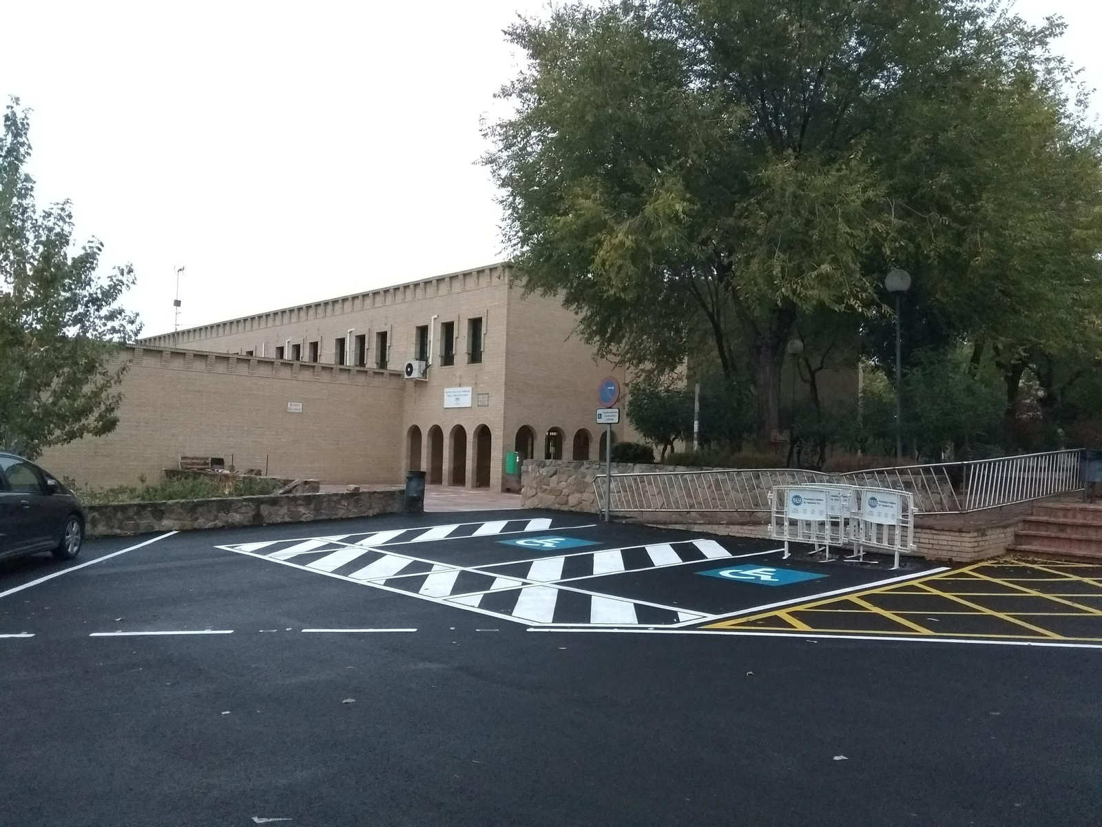 Exterior del módulo Abril donde se ubicará el centro MENA de Lucena.