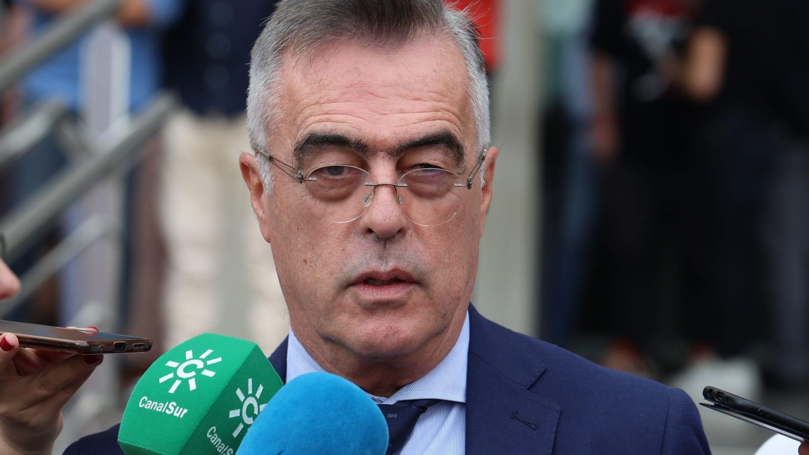 Antonio Barrientos, a las puertas de la Ciudad de la Justicia de Málaga.