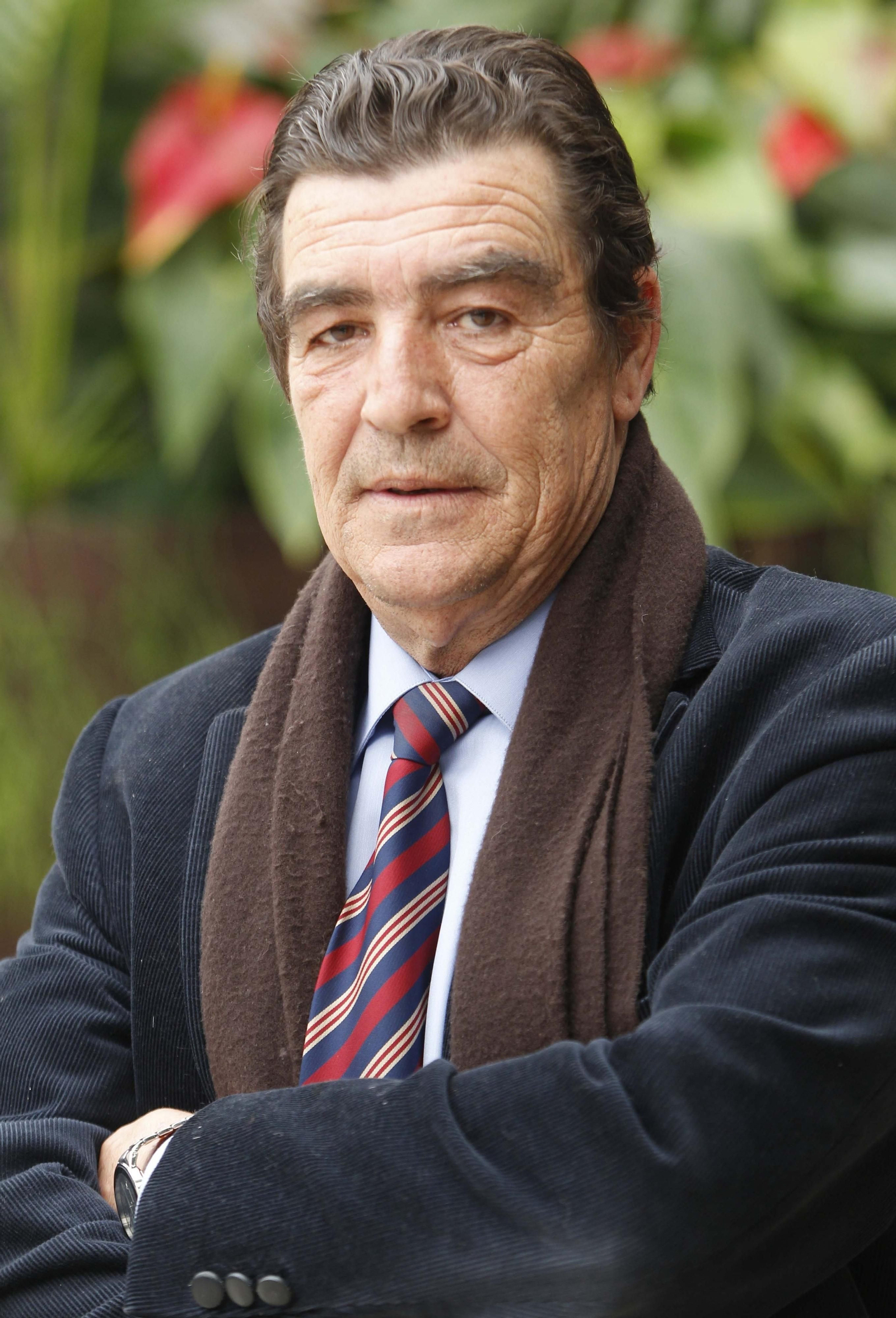 Emilio Calatayud: "Las niñas en la actualidad se hacen fotos como putas"