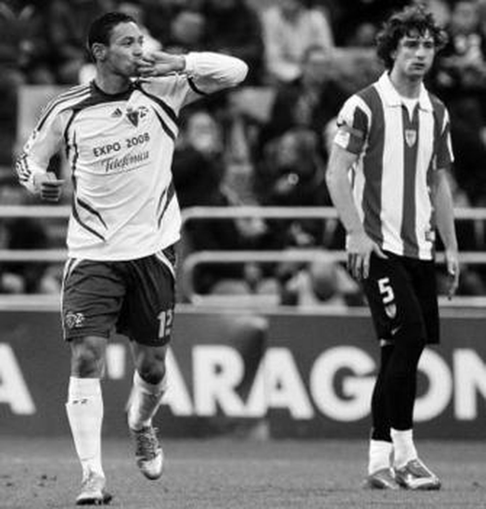 Oliveira celebra su gol ante Amorebieta.