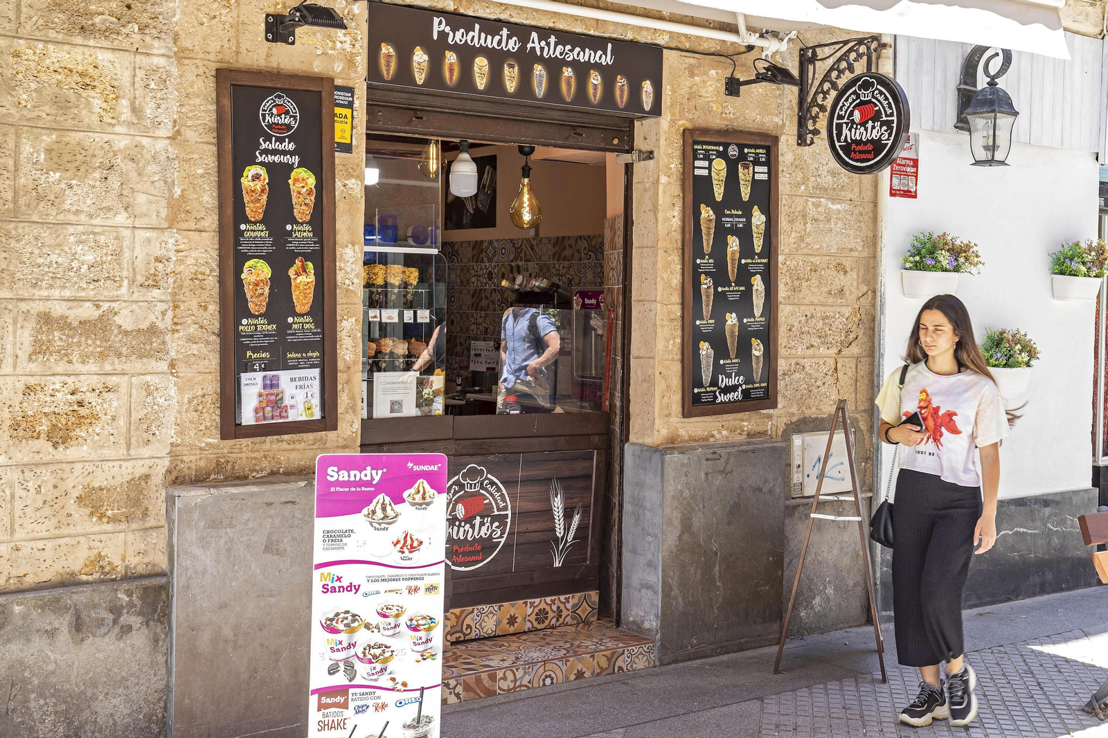 Columla y Ancha, imágenes de referentes del comercio en Cádiz