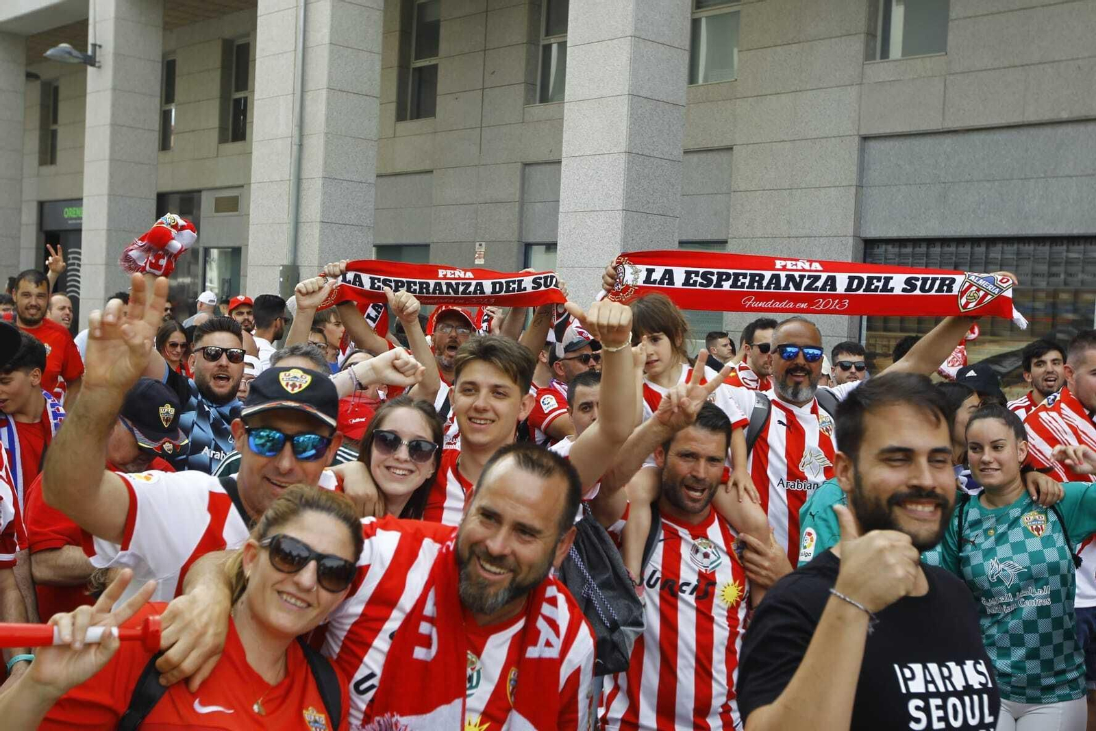 Imágenes de la afición del Almería en Leganés