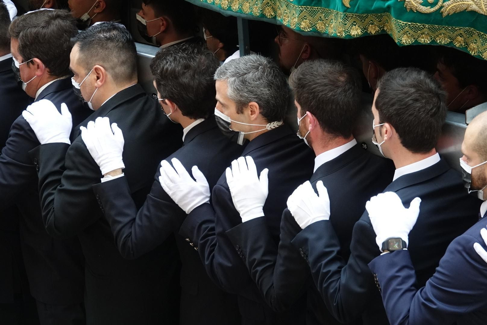 Las fotos de Estudiantes, en el Lunes Santo de Málaga