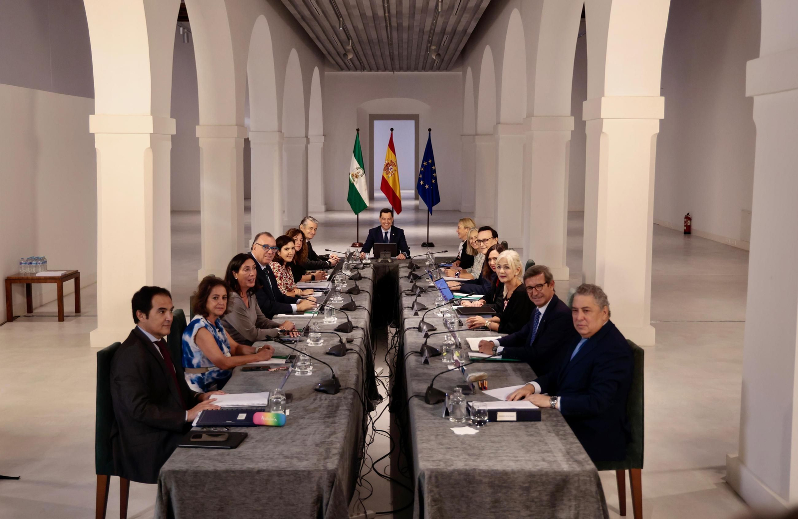 Reunión del Consejo de Gobierno en las Atarazanas de Sevilla