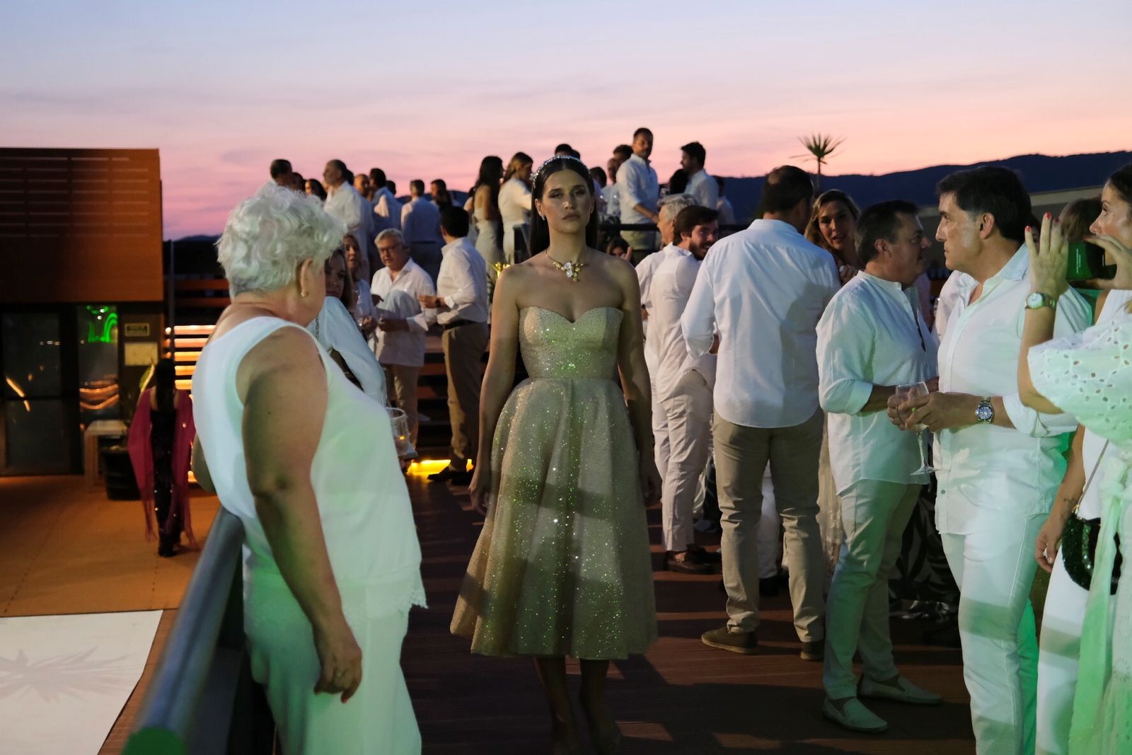 La Fiesta Blanca La Terraza Eurostars Palace de Córdoba, en imágenes