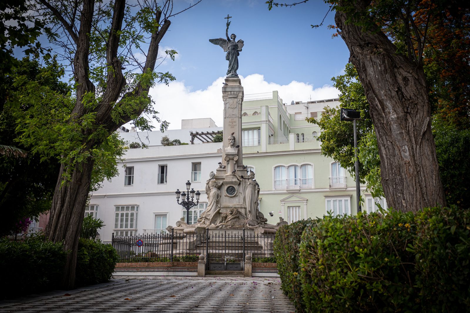 La Casa de los Espejos