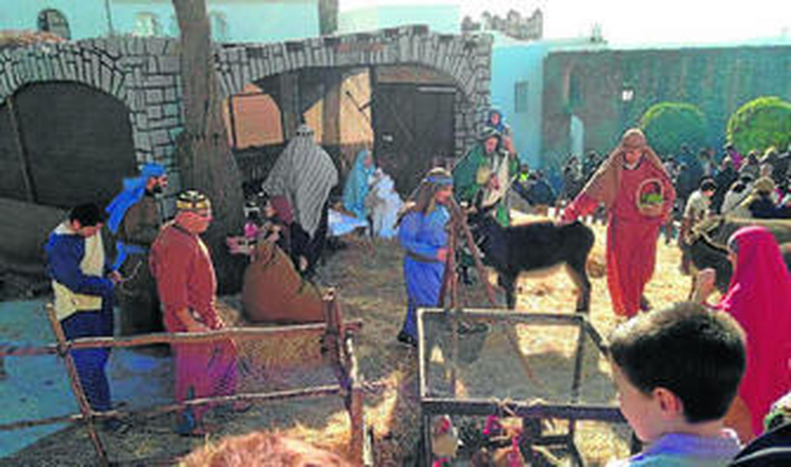 La recreación del nacimiento de Cristo en Medina atrajo a numeroso público.