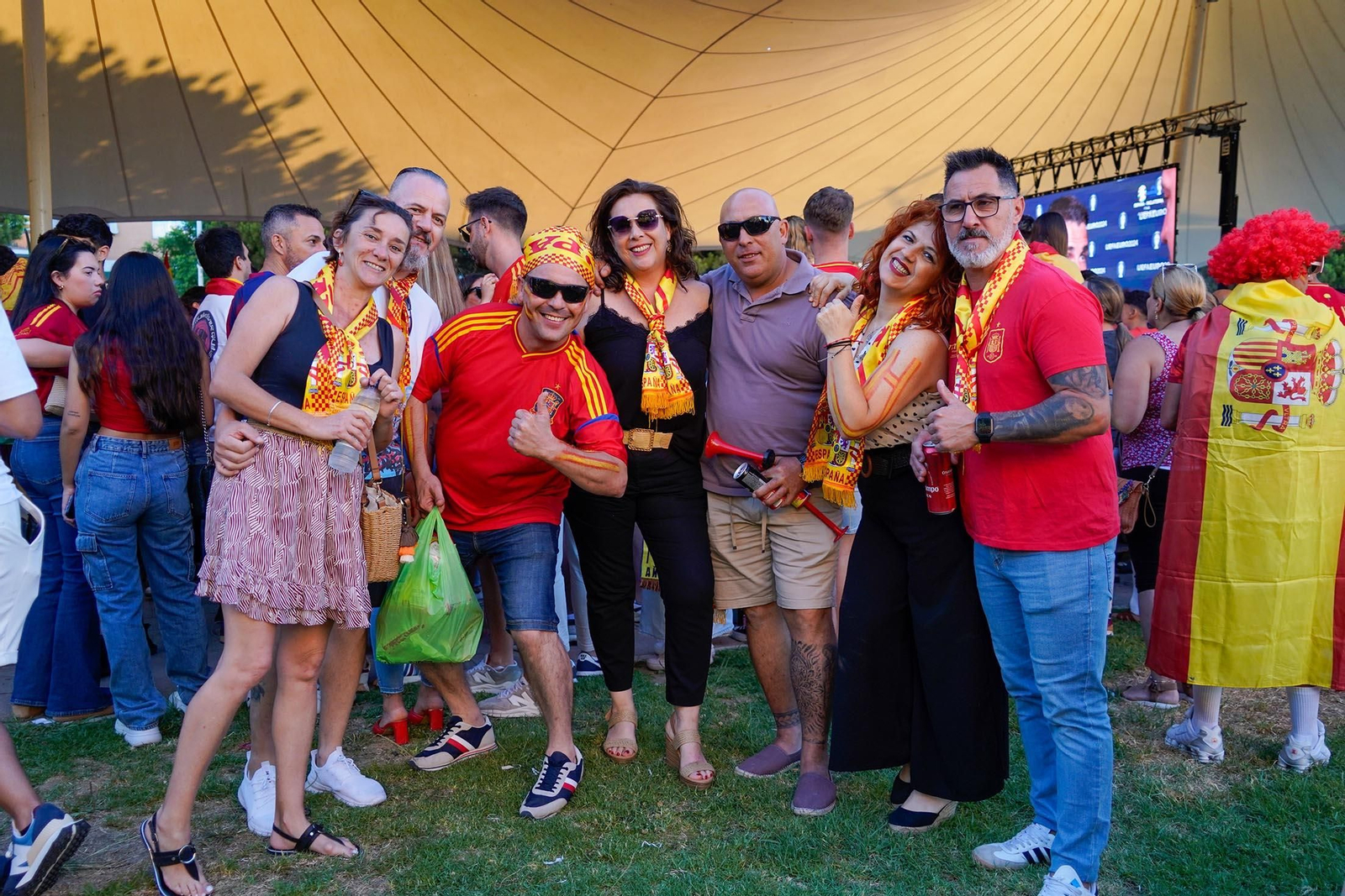 Imágenes del ambiente durante la final de la Eurocopa entre España e Inglaterra Imágenes del ambiente durante la final de la Eurocopa entre España e Inglaterra