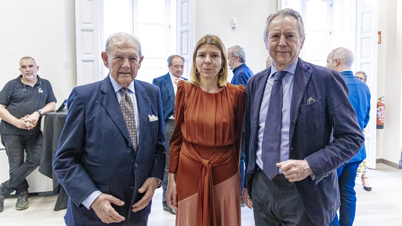 Entrega del  VIII Premio 'Emilio López' a la chirigota de 'El Selu'