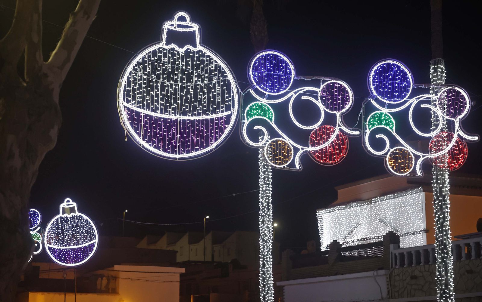 El alumbrado navideño de San Roque, en imágenes