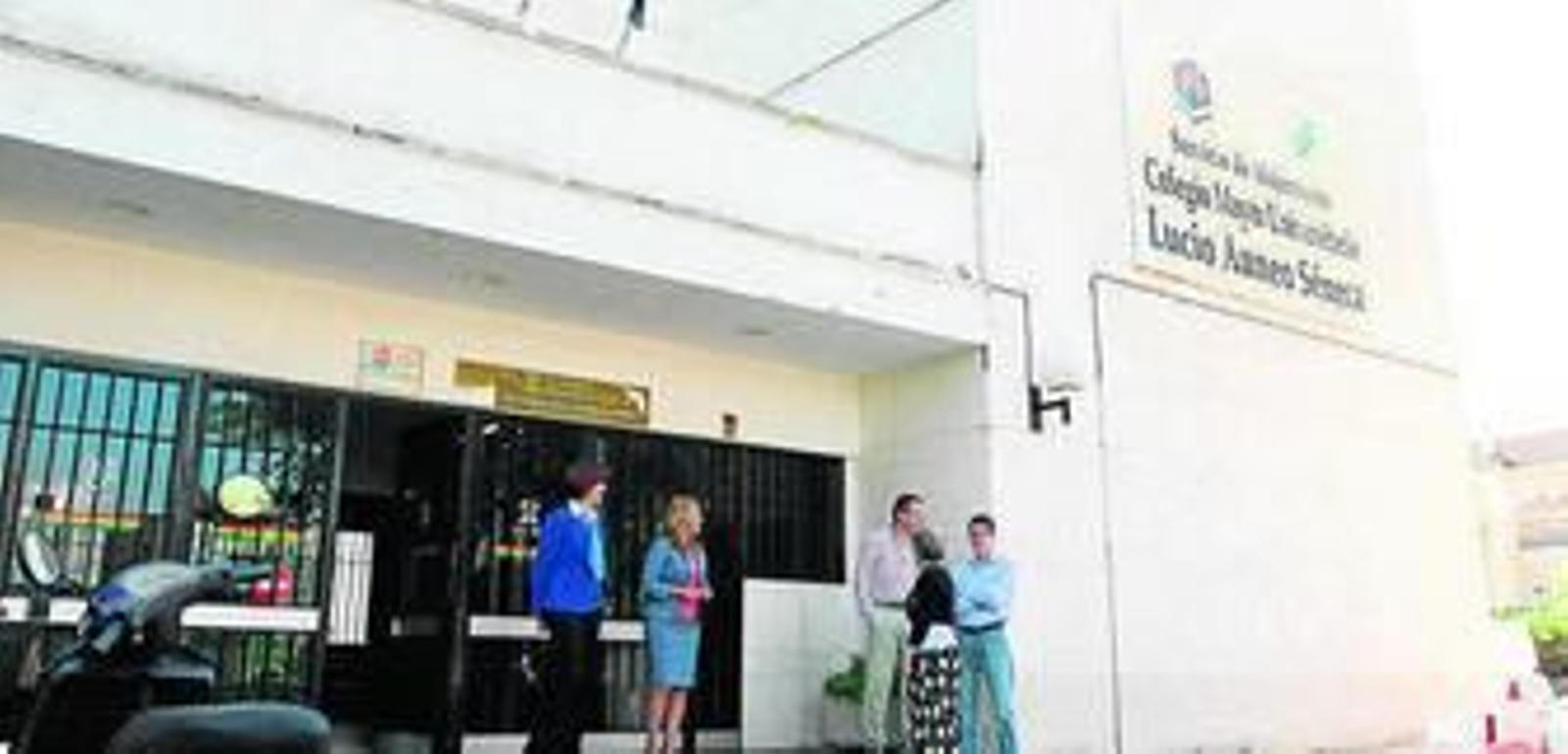 Foto de archivo de la fachada del colegio mayor Séneca.