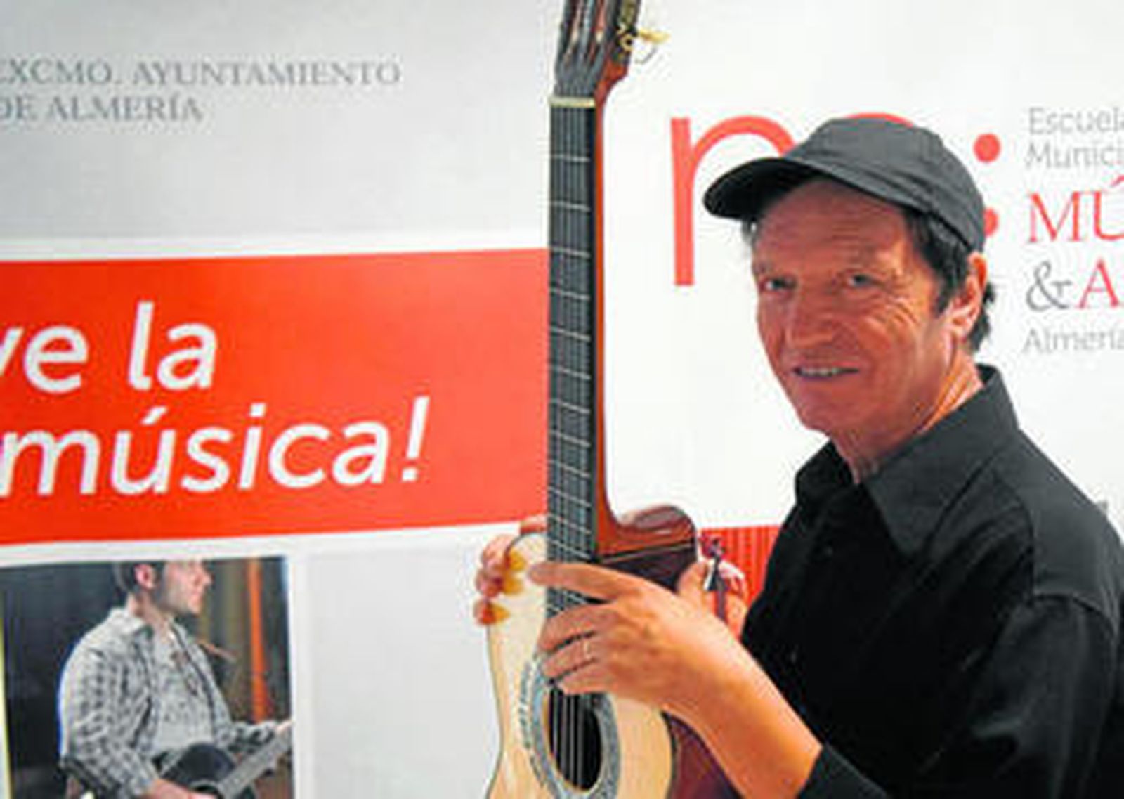 Kurt Savoy ayer en las instalaciones de la Escuela de Música de Almería.