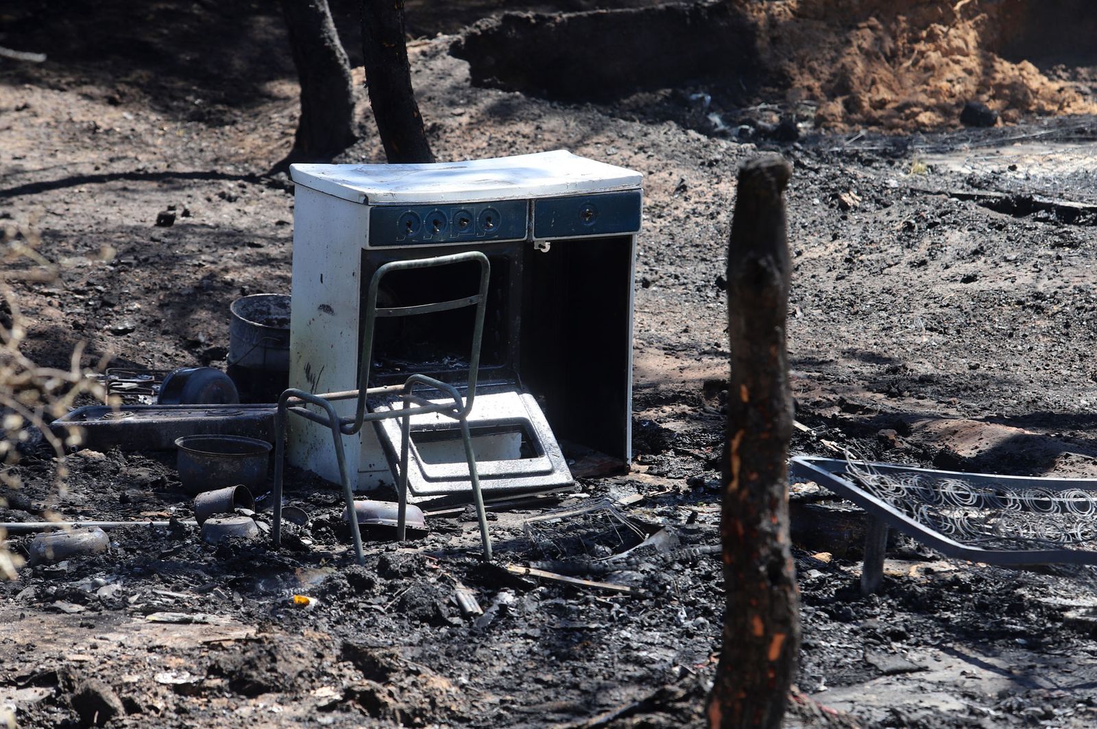Imágenes del incendio de chabolas en Lucena del Puerto