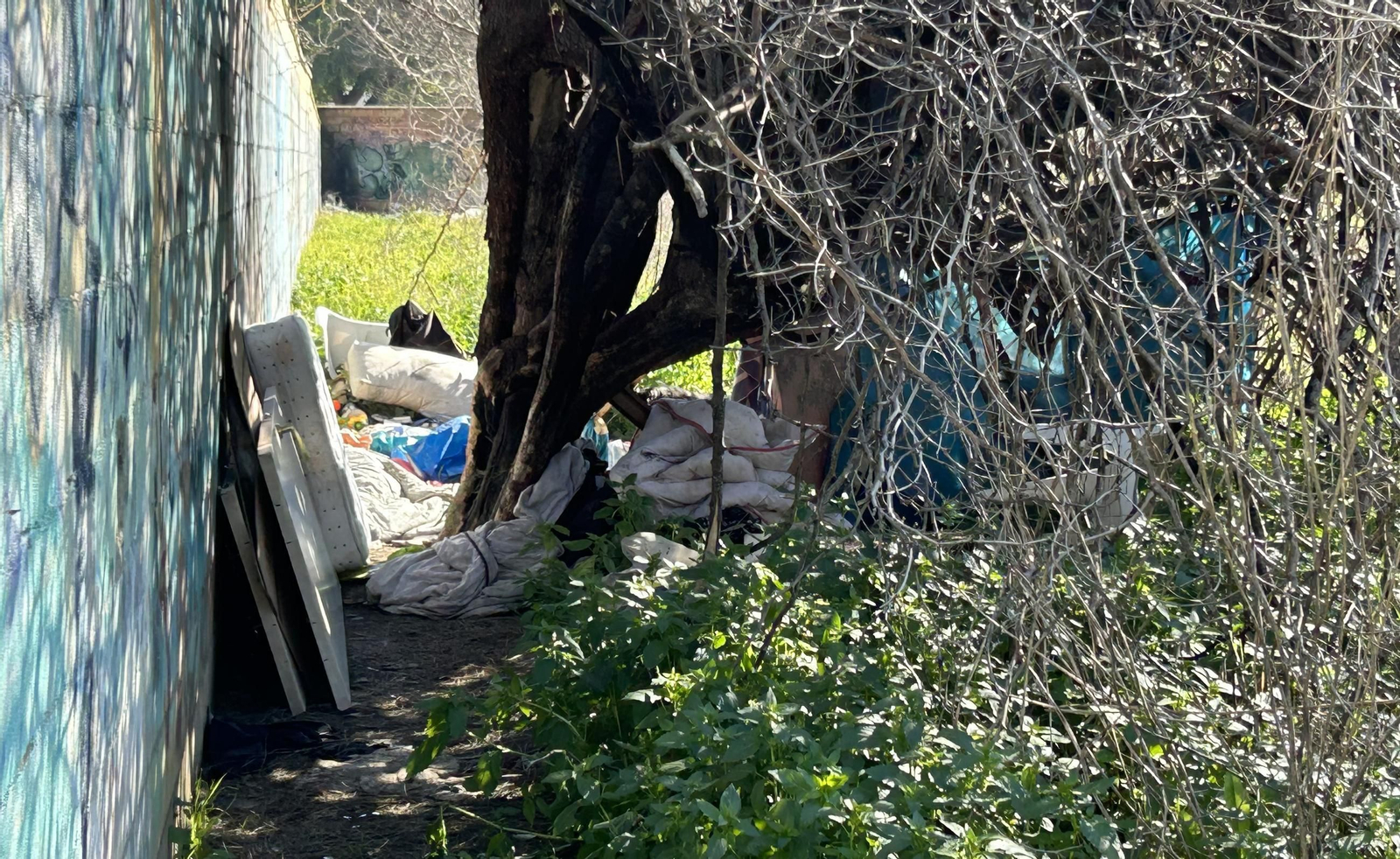 Solar en la Ronda Tamarguillo y calle Alhambra