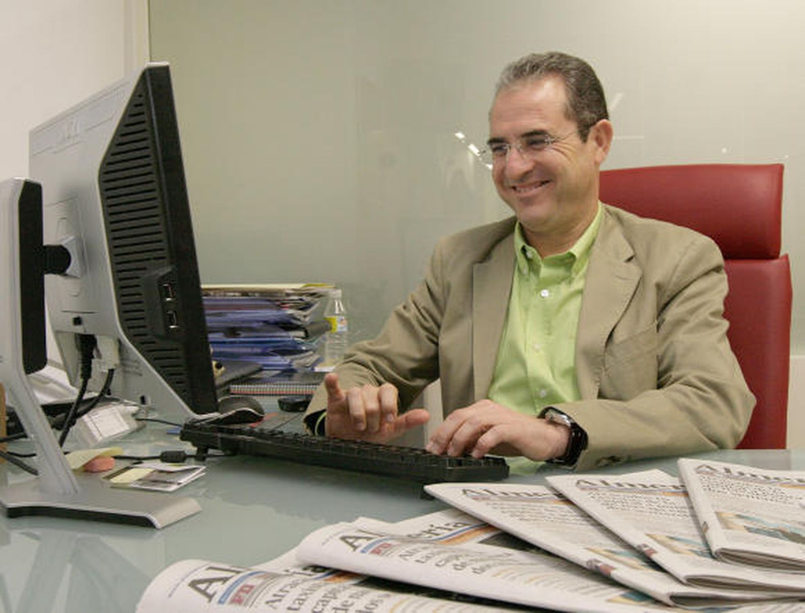 "El PSOE tiene que reconquistar la alianza con los almerienses"