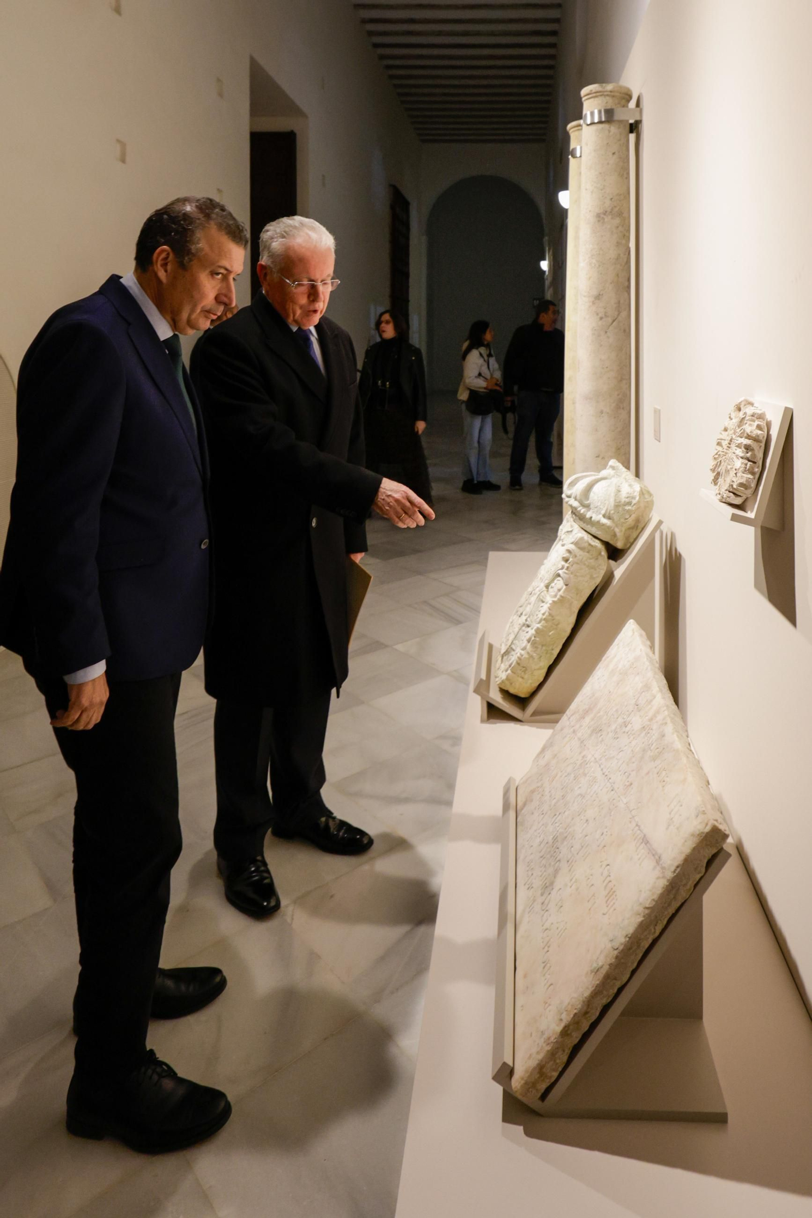 Las imágenes de la inauguración de la exposición permanente 'Patrimonio Histórico de la Diputación de Sevilla 1500-1900 Arte y Beneficencia'