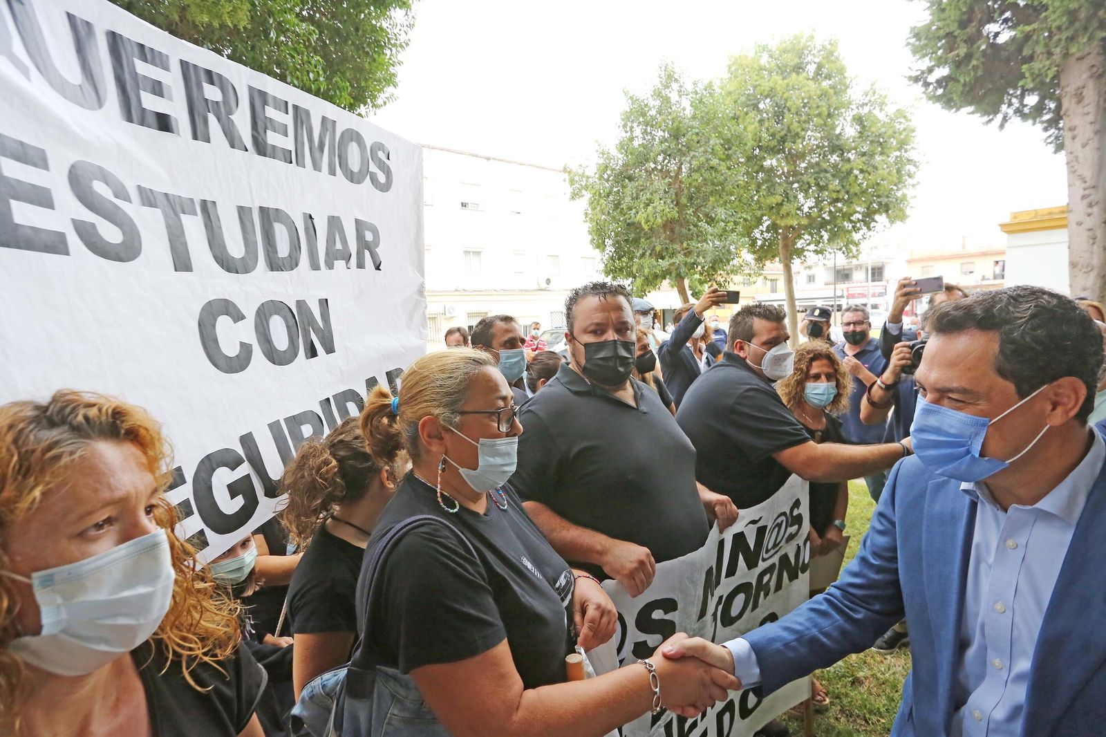 Visita institucional de Juanma Moreno Bonilla a Jerez