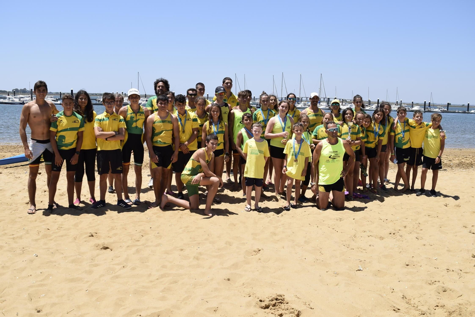 Los representantes del Piragüismo Tartessos consiguieron 20 medallas y el tercer puesto en la clasificación general de este Andaluz.