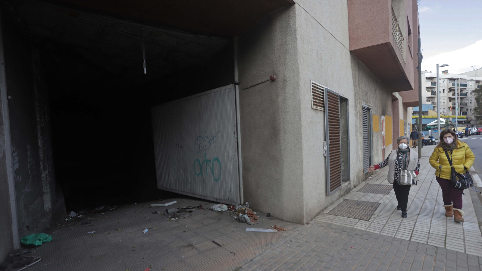 Fotos del edificio okupa de El Secano en Algeciras