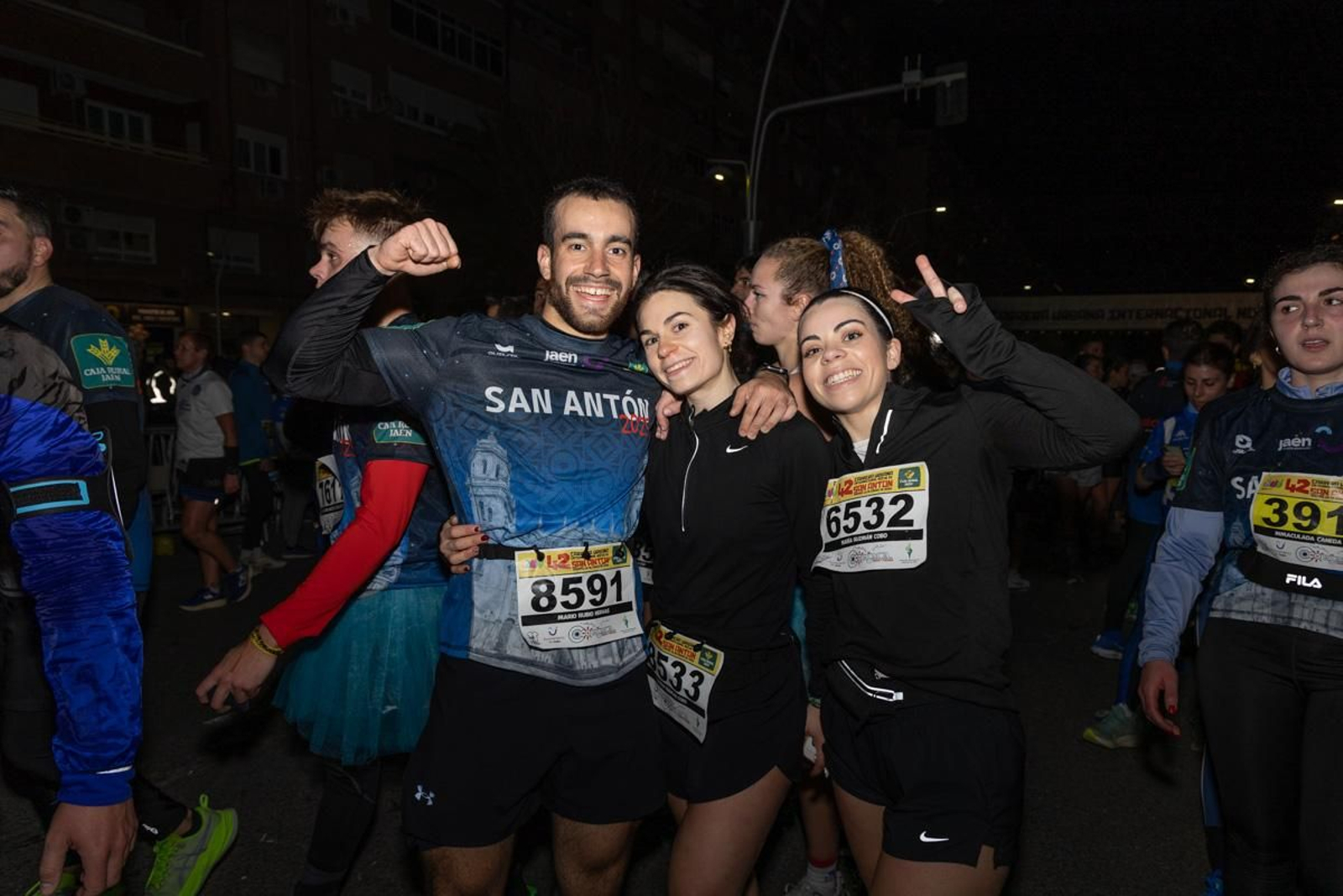 En imágenes: búscate en tu llegada a meta de la Carrera de San Antón 2025 (8)