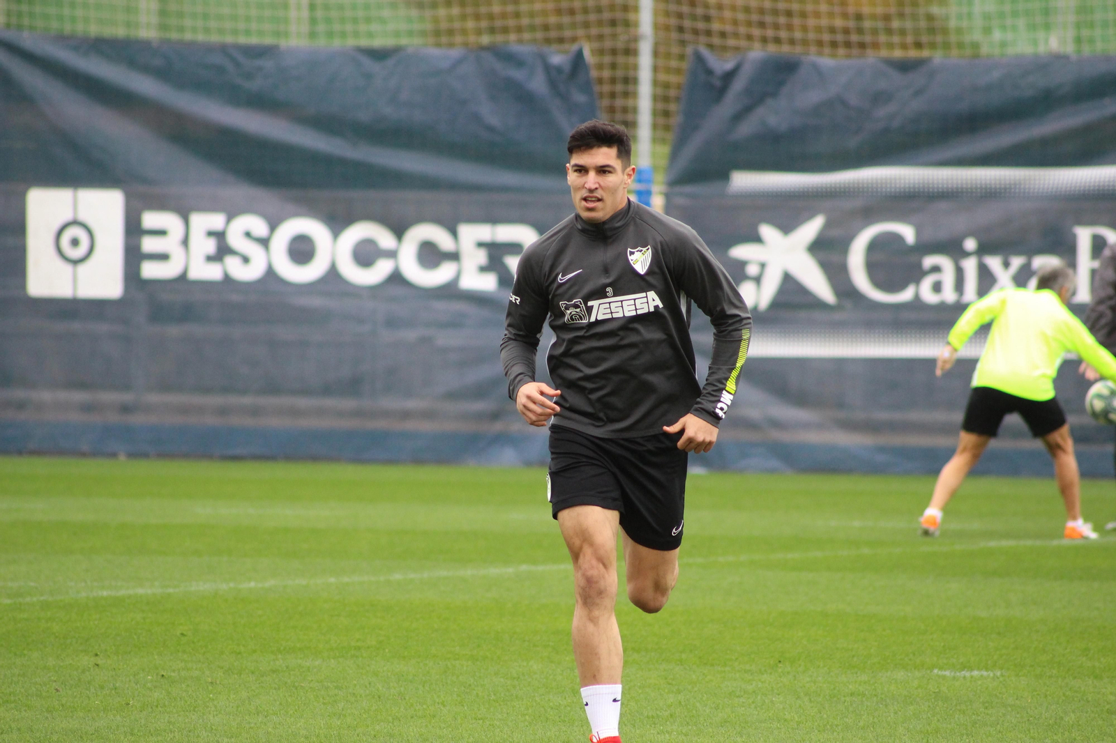 La vuelta a los entrenamientos del Málaga, en fotos