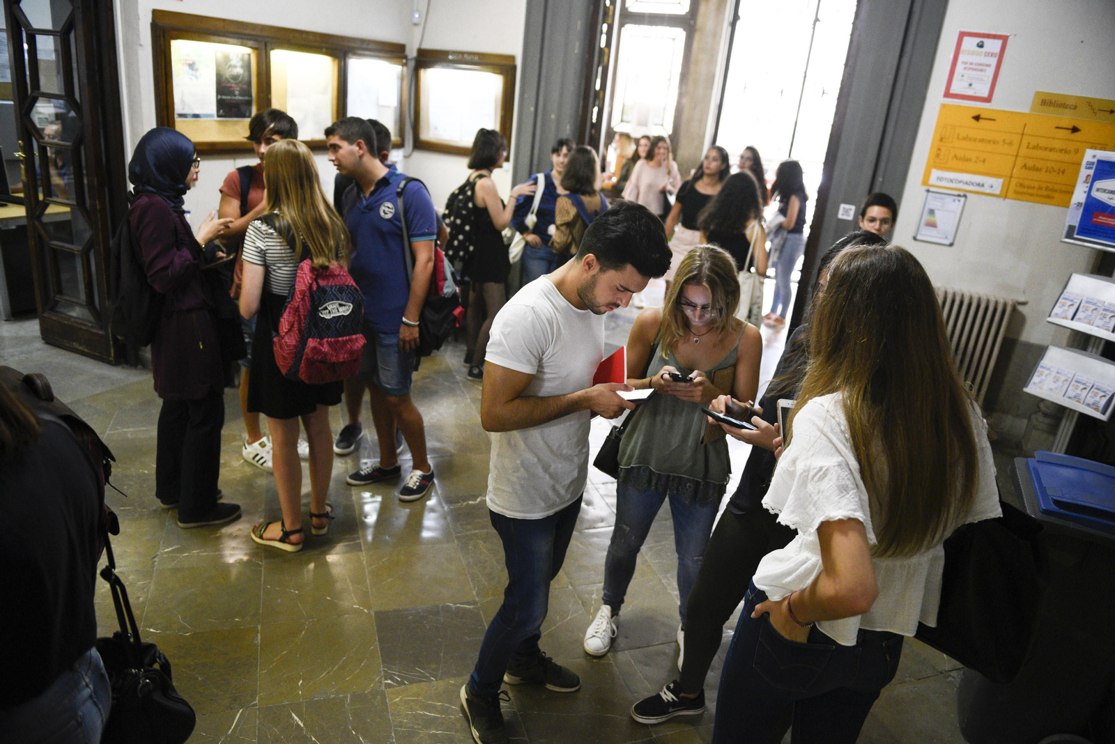 La UGR cuenta con unos 45.000 estudiantes de grado.