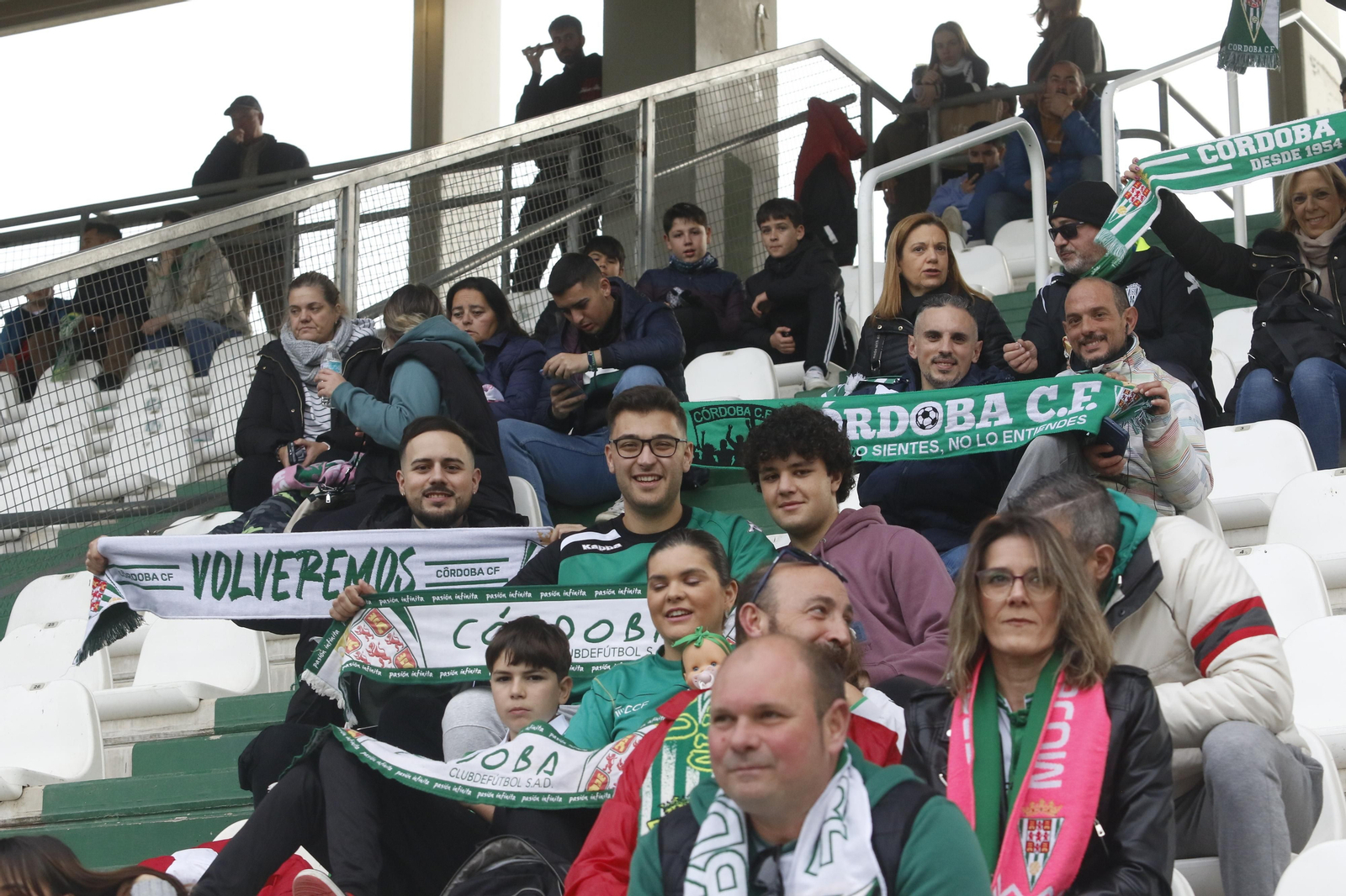 Las mejores fotos del ambiente en El Arcángel para el Córdoba CF - Intercity