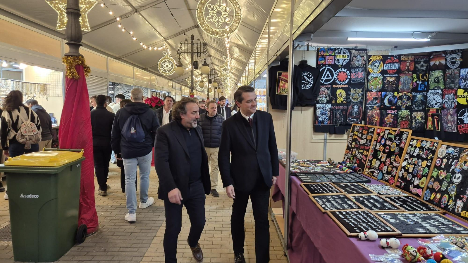 Inauguración de la carpa navideña del Paseo de la Victoria