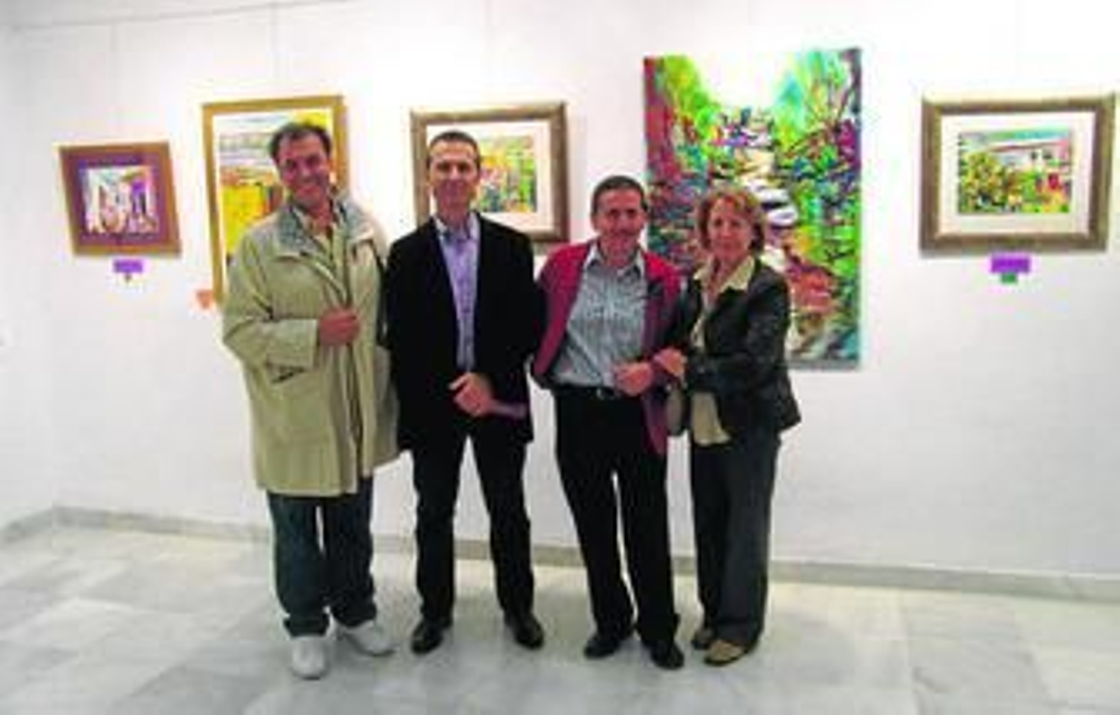 Francisco Ruiz Martínez acompañado de Rafael Vergel en la sala del IEA.