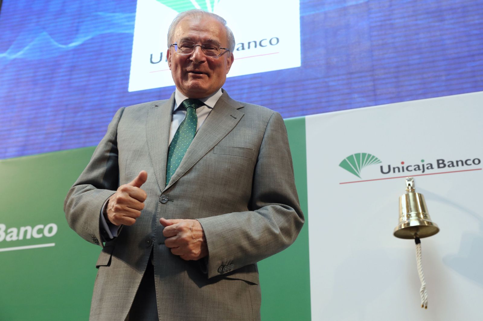 Manuel Azuaga, presidente de Unicaja Banco, en junio del año pasado al salir a Bolsa.