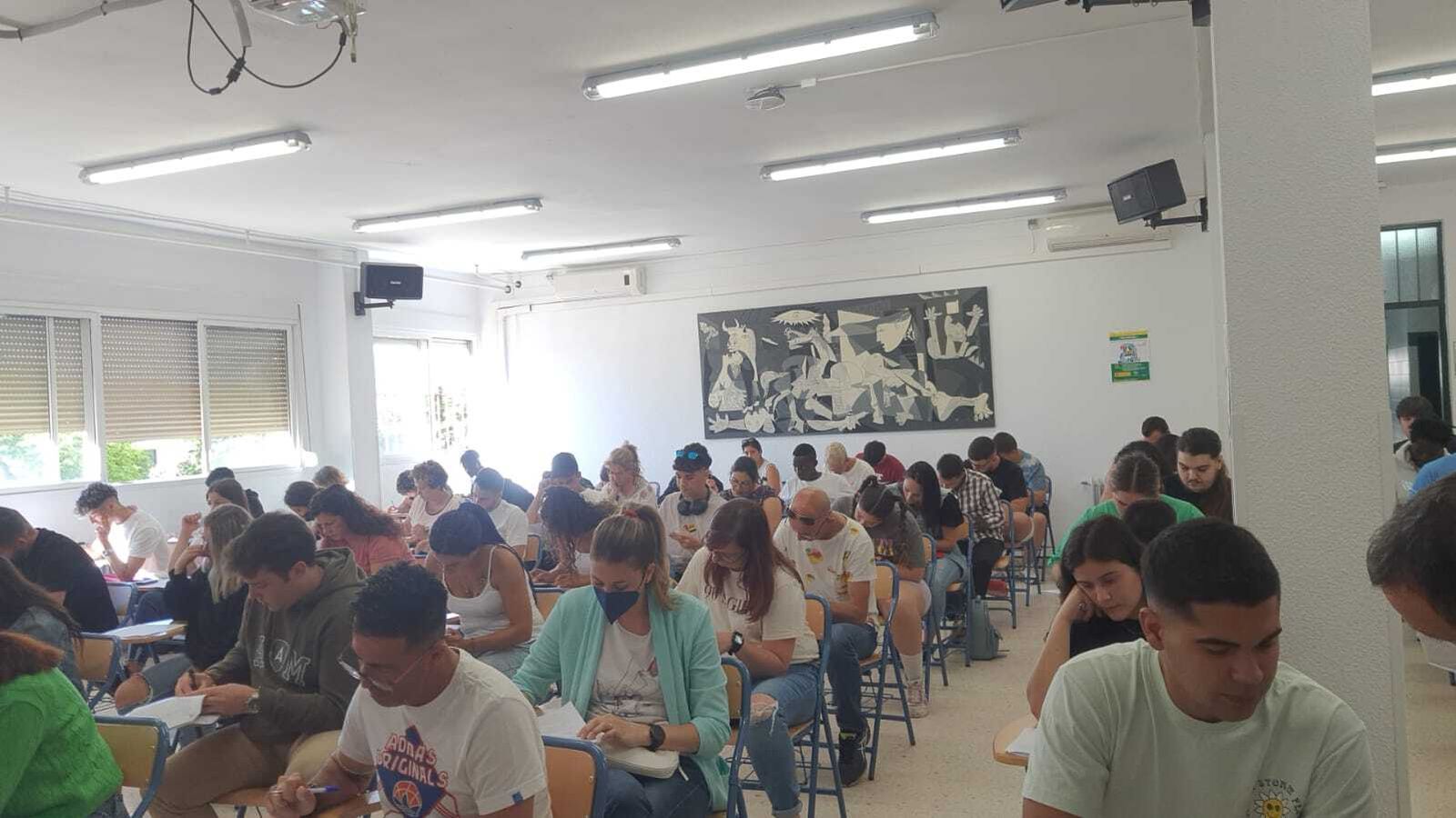 Pruebas para mayores de 18 años para obtener el título de ESO en Huelva.