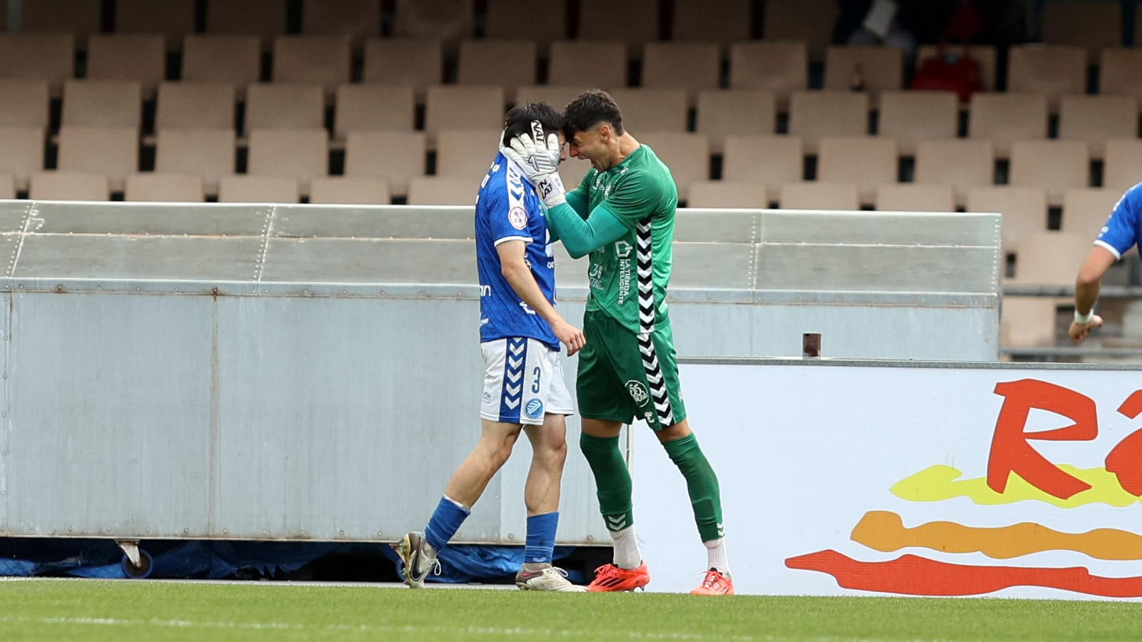Imágenes del Xerez DFC contra el Club Atlético Antoniano en Chapín