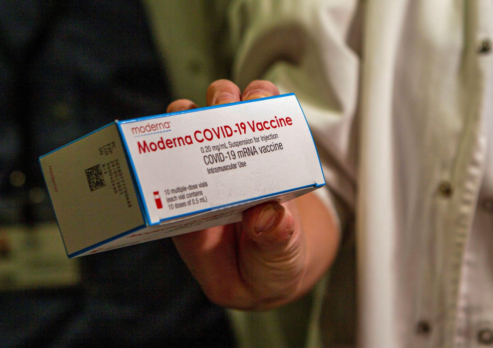 Podrán sacarse viales extra de las vacunas de Moderna