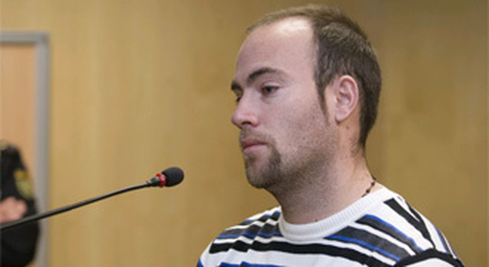 Jonathan Moya ante el juez de lo penal de Almería en 2013.