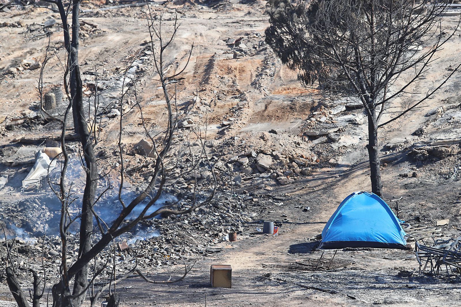 Así quedó el asentamiento de chabolas en Palos de la Frontera tras el incendio