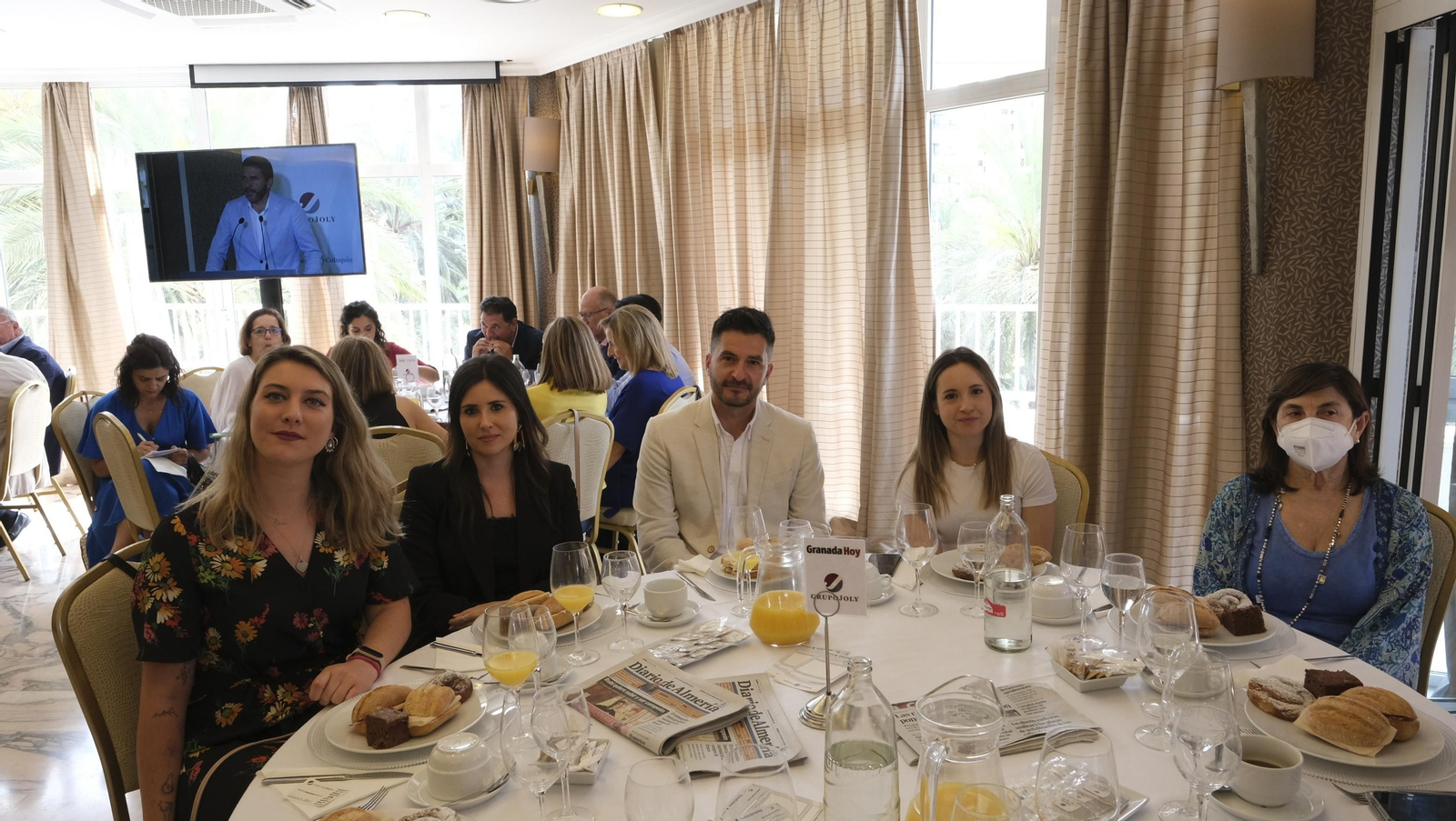 Imágenes del desayuno coloquio de Diario de Almeria y Hidralia.