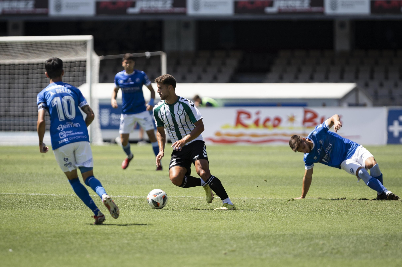 El último partido del curso 22/23 del Xerez DFC en Chapín (3-1) El último partido del curso 22/23 del Xerez DFC en Chapín (3-1)