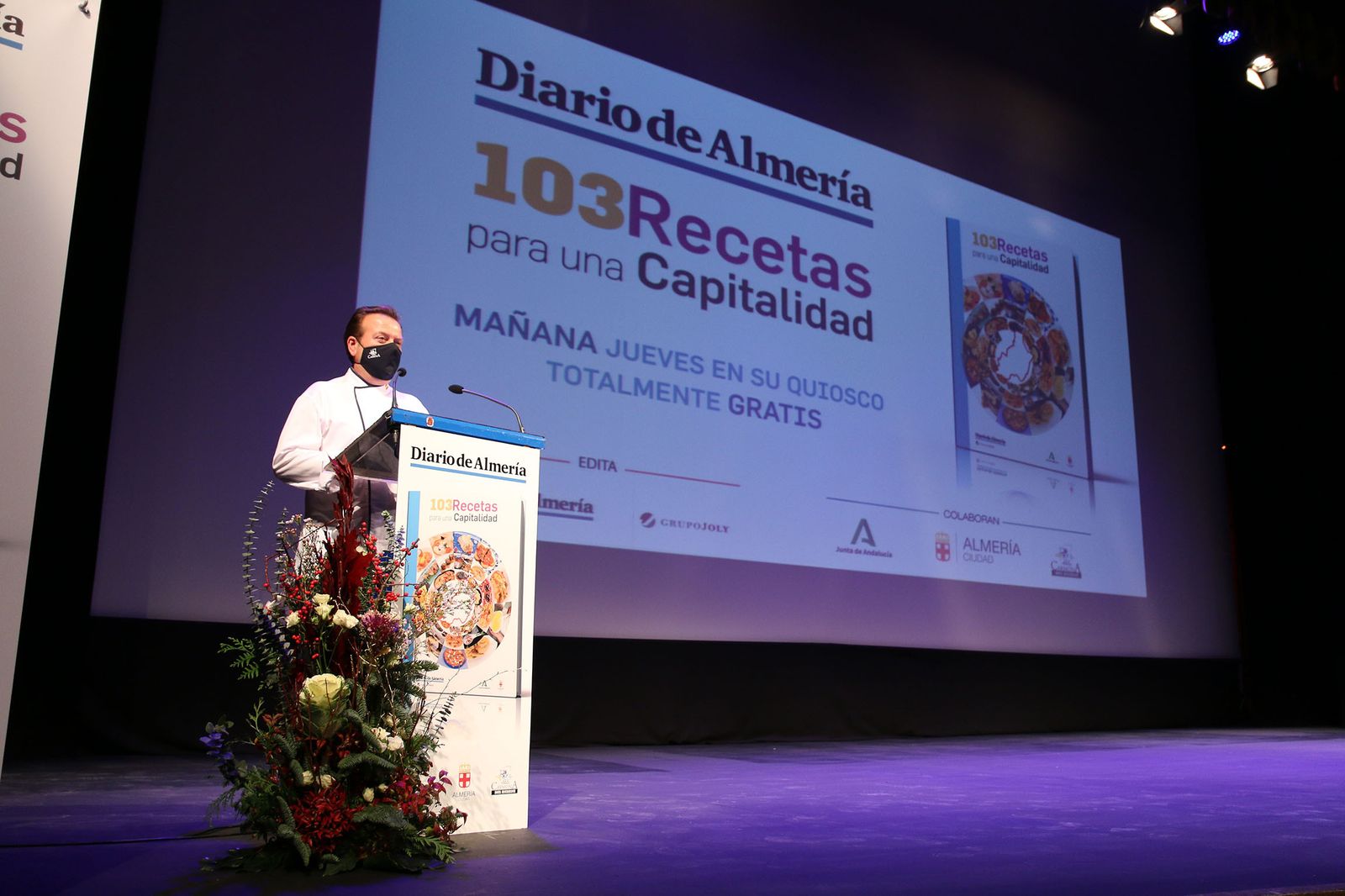 Fotogalería presentación libro '103 Recetas para una Capitalidad'. Almería