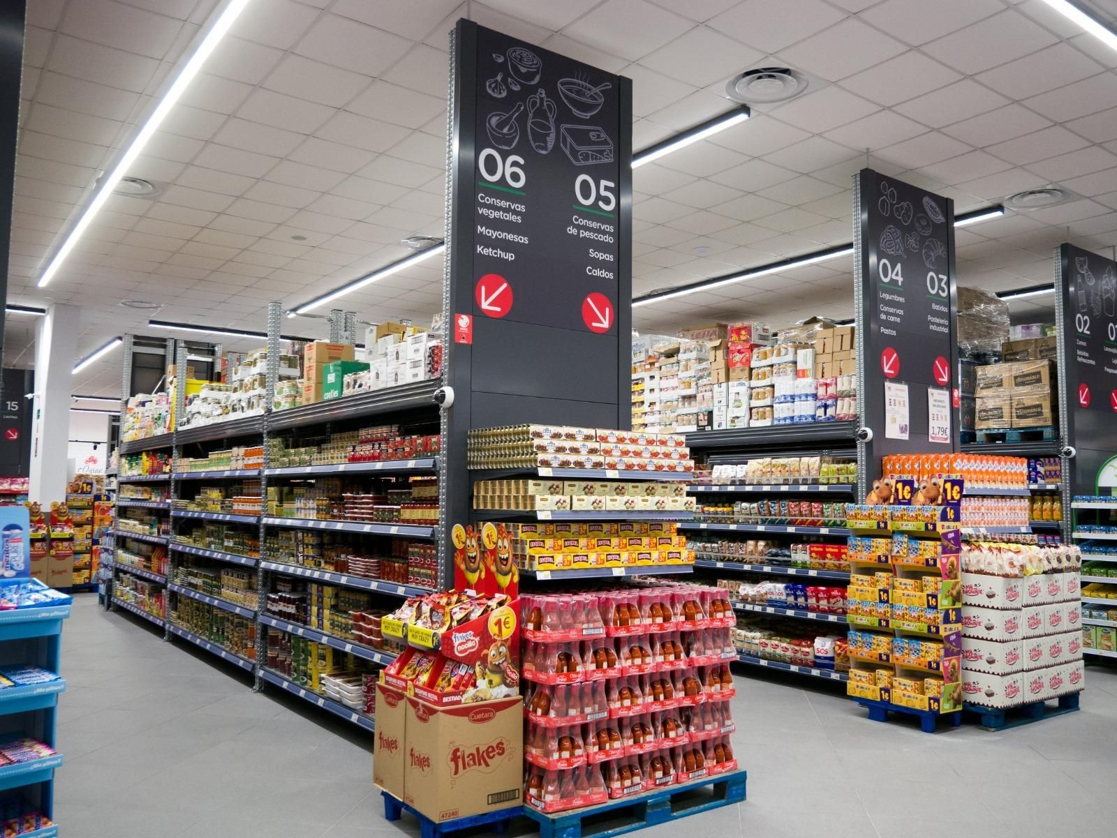 Supermercado en Bollullos.