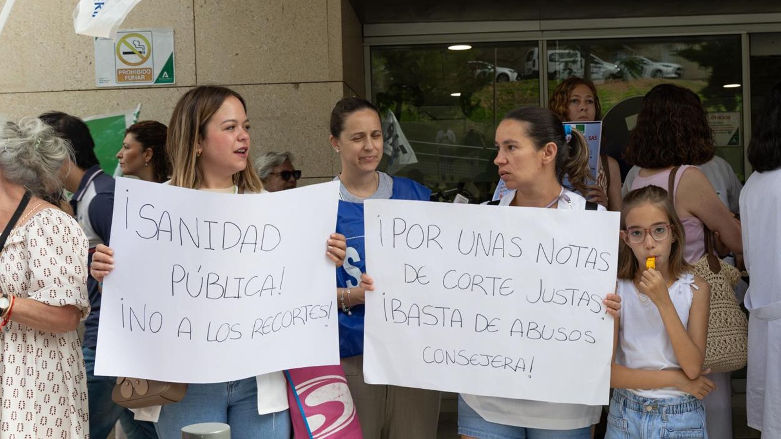 Huelga de sanitarios en el Hospital de Jaén. Huelga de sanitarios en el Hospital de Jaén.