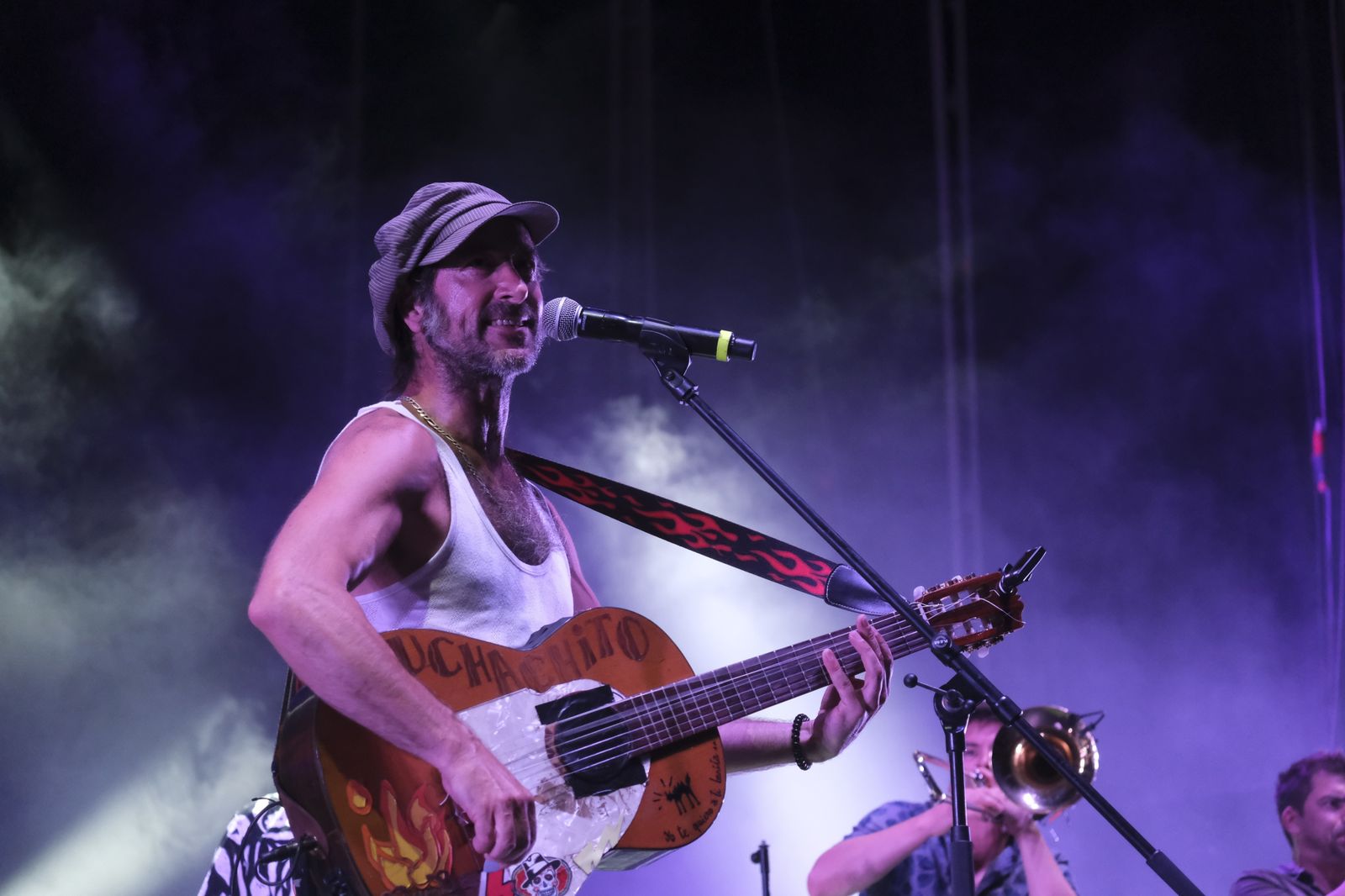 El concierto de Muchachito Bombo Infierno en el Festival de la Guitarra de Córdoba, en imágenes
