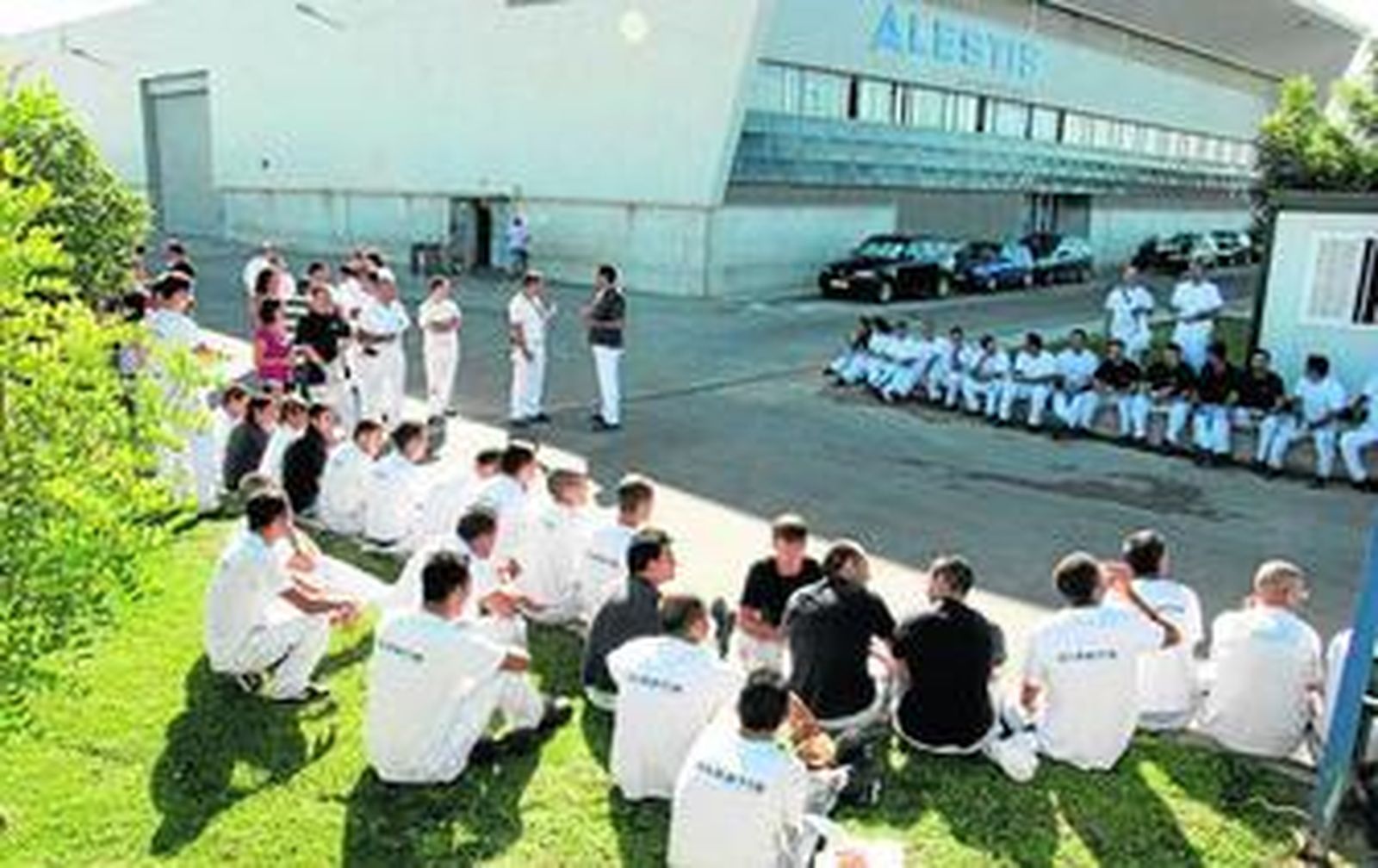 Imagen de una protesta anterior de los trabajadores de Alestis en El Puerto.