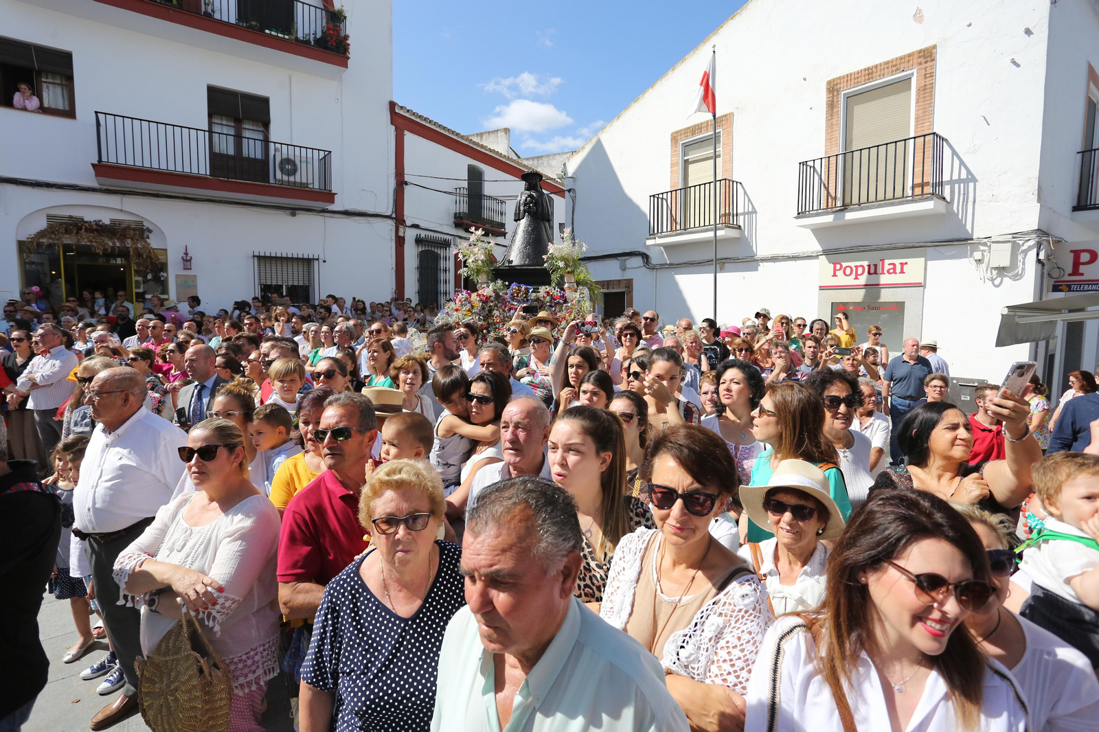 Imágenes de la Hermandad Matriz de Almonte en El Rocío 2019