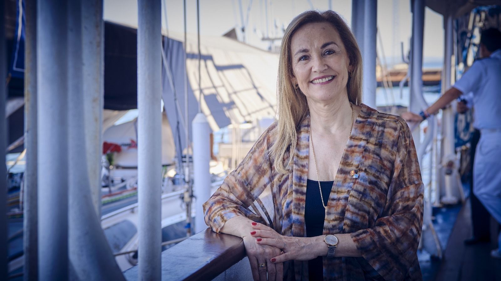 Ana Teresa Ayala, embajadora de Uruguay en España, a bordo del 'Capitán Miranda'.