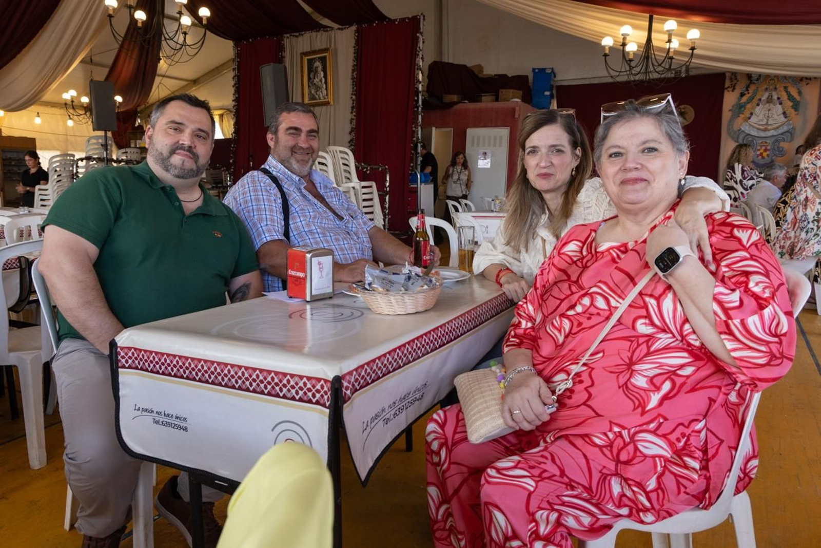 Las comidas de empresa se suceden en la Feria de San Lucas
